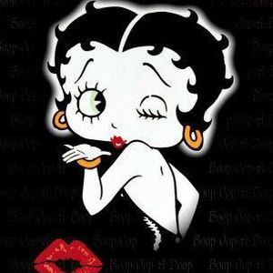 Meet your Posher, Nina